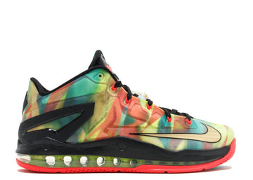 Nike Max Lebron Low SE 