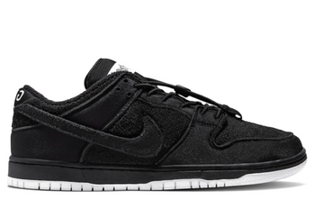 Nike SB Dunk Low Gnarhunters