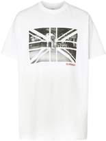 Burberry Men's Howlett Graphic Short-Sleeve T-Shirt