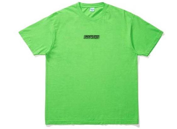 UNDEFEATED Athletic Equipment Tee green