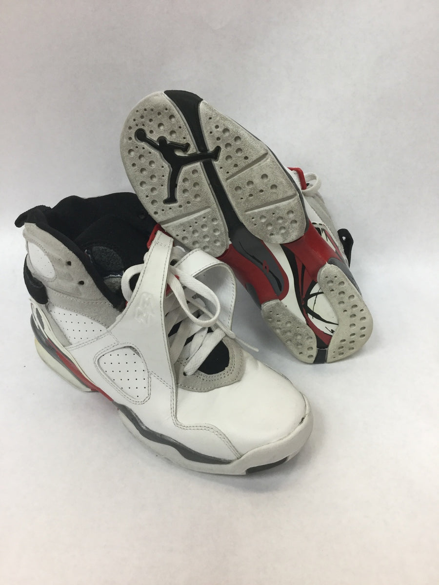 VNDS Air Jordan 8 'Bugs Bunny'