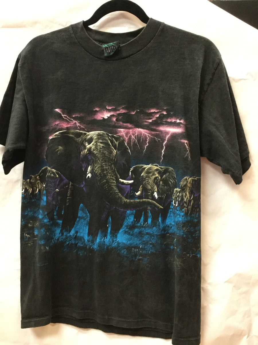 Vintage Elephant herd Thunderstorm Multi Color Tee M