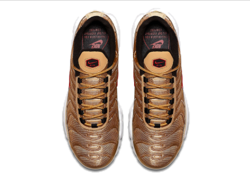 Nike Air Max Plus Metallic Gold