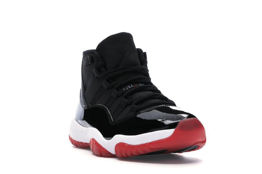 Air Jordan 11 Retro Playoffs Bred (2019)