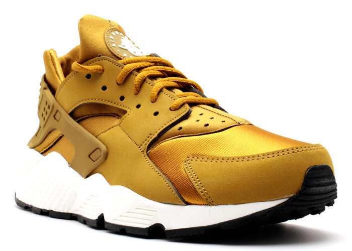 Nike WMNS Air Huarache Run 